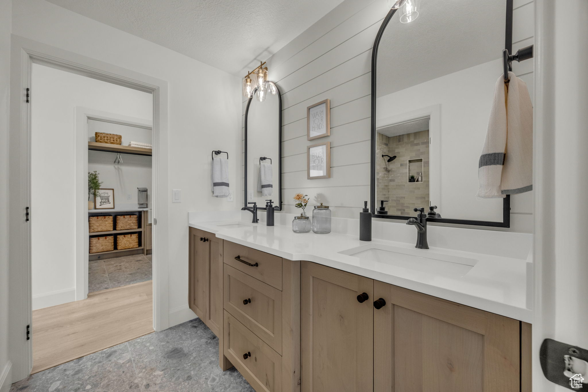 WINSTON PARK PHASE 1 - Residential