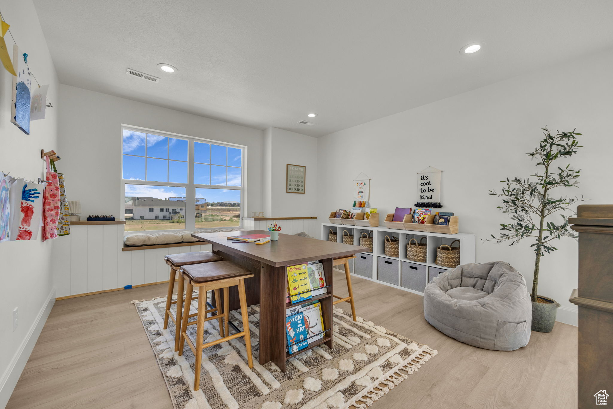 WINSTON PARK PHASE 1 - Residential