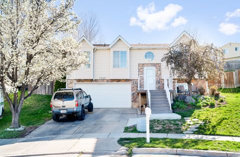 Homes For Sale - 3380 N 925<br/> Davis County, Layton, UT 84040