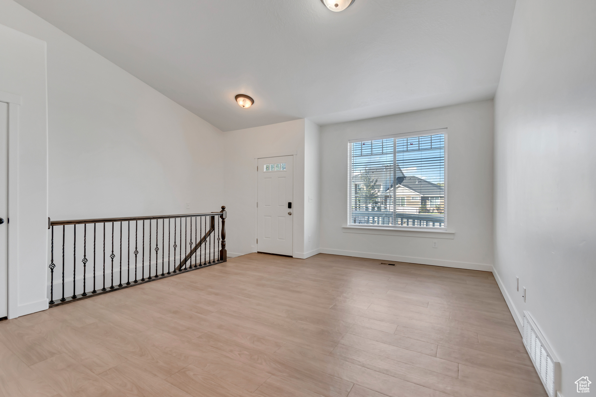EAGLE POINT TOWNHOMES - Residential