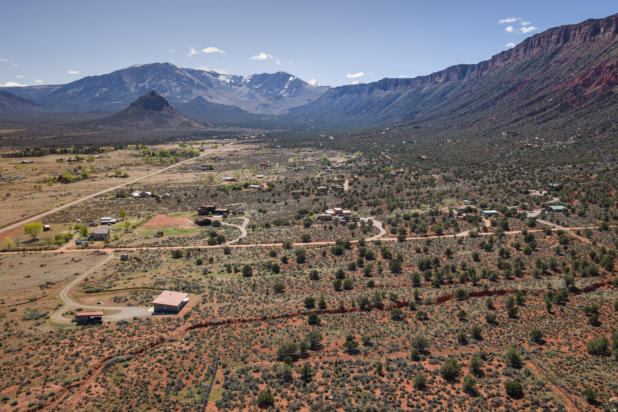 CASTLE VALLEY RIVER RANCHOS - Land