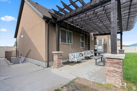 Tiny photo for 771 W MEADOW SIDE DR, Saratoga Springs, UT 84045 (MLS # 2106217)