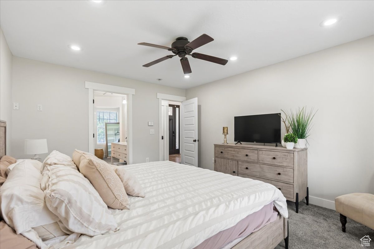 THE BENCHES - Residential