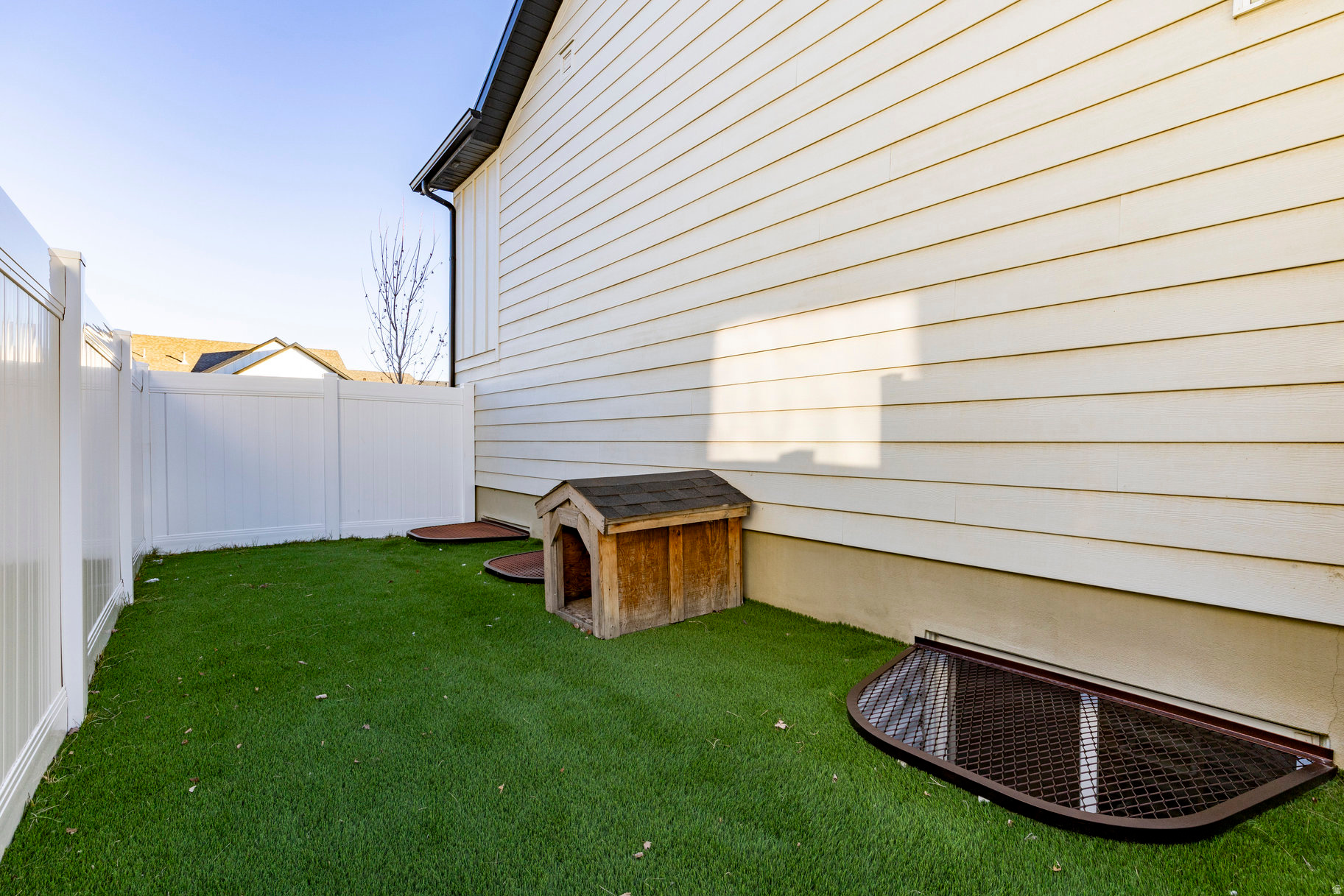 BROOKSIDE - Residential