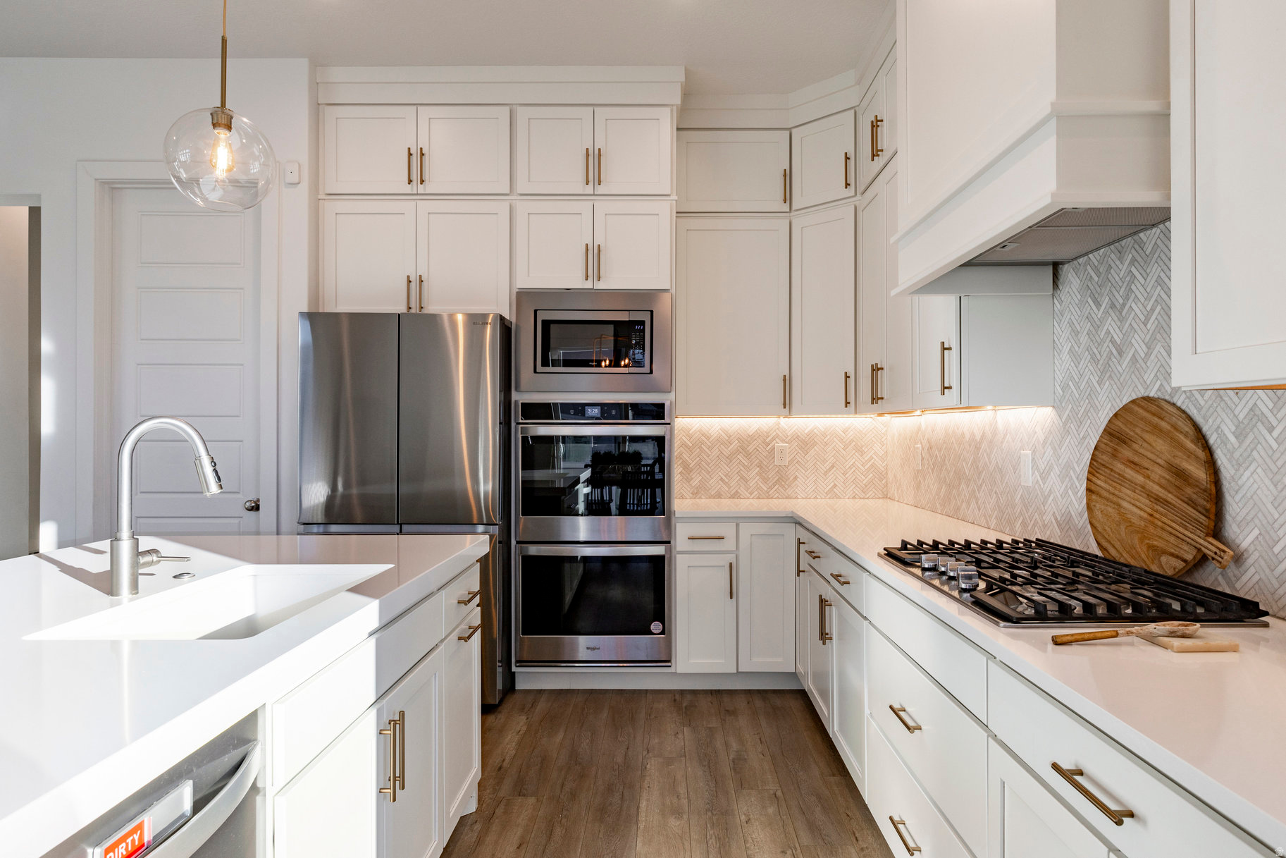 BROOKSIDE - Residential