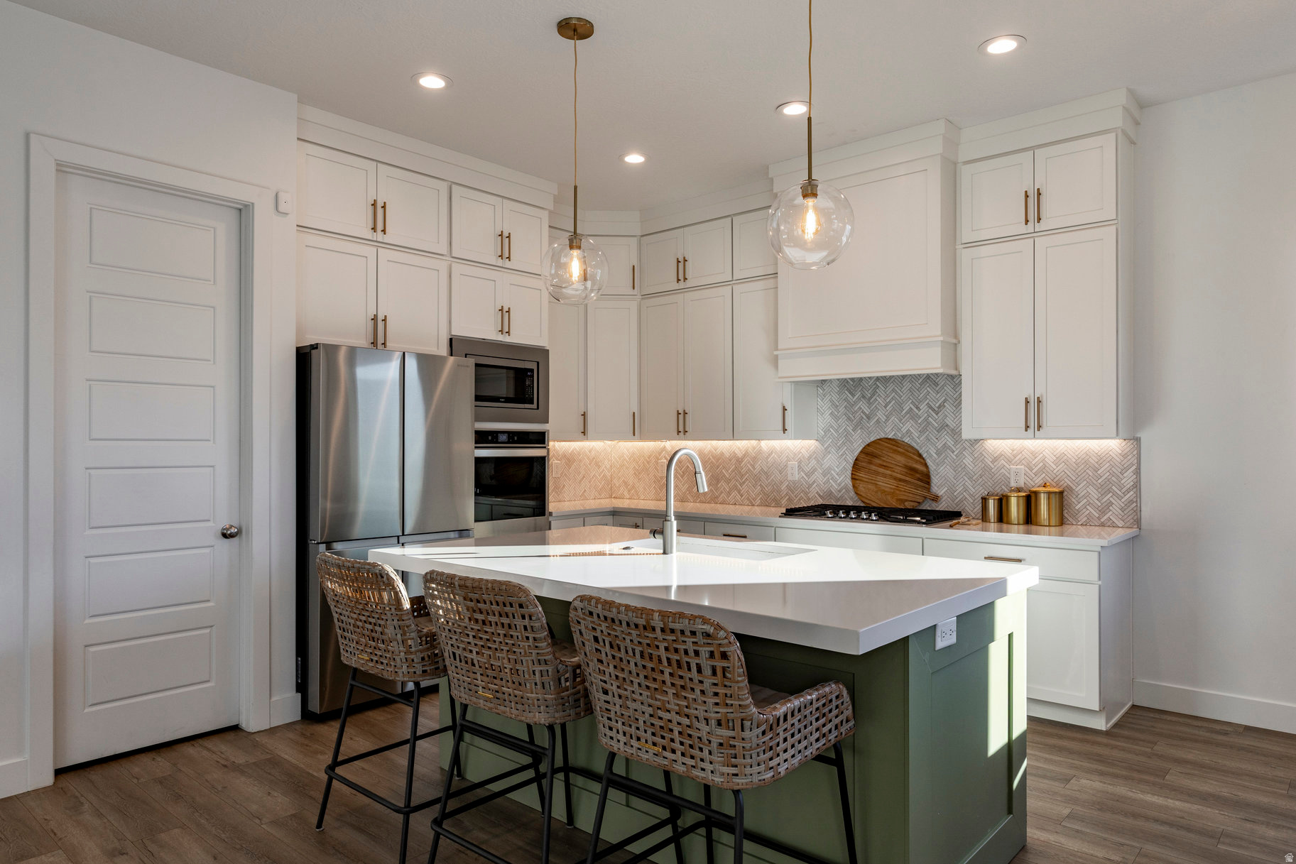 BROOKSIDE - Residential