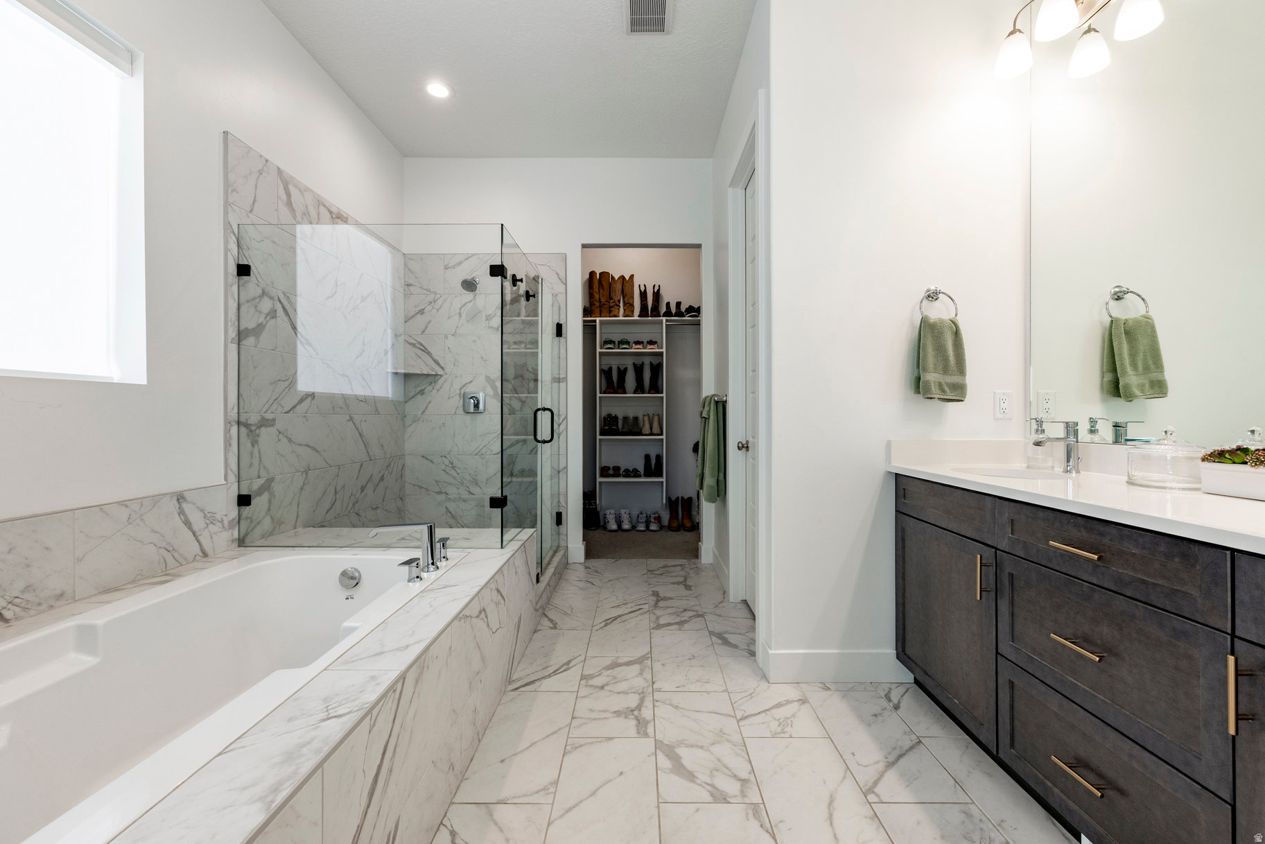 BROOKSIDE - Residential