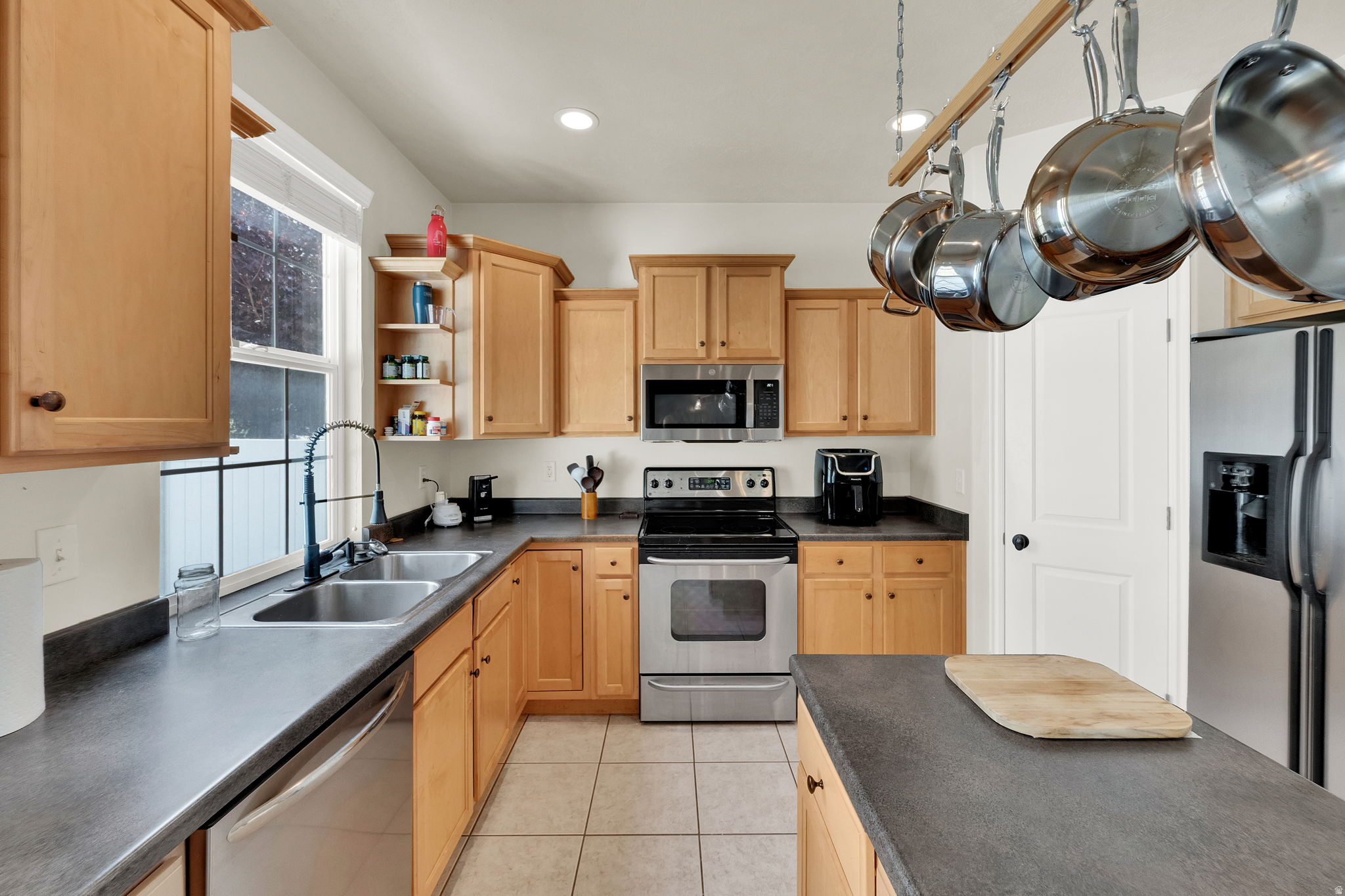 SOUTH MOUNTAIN - Residential