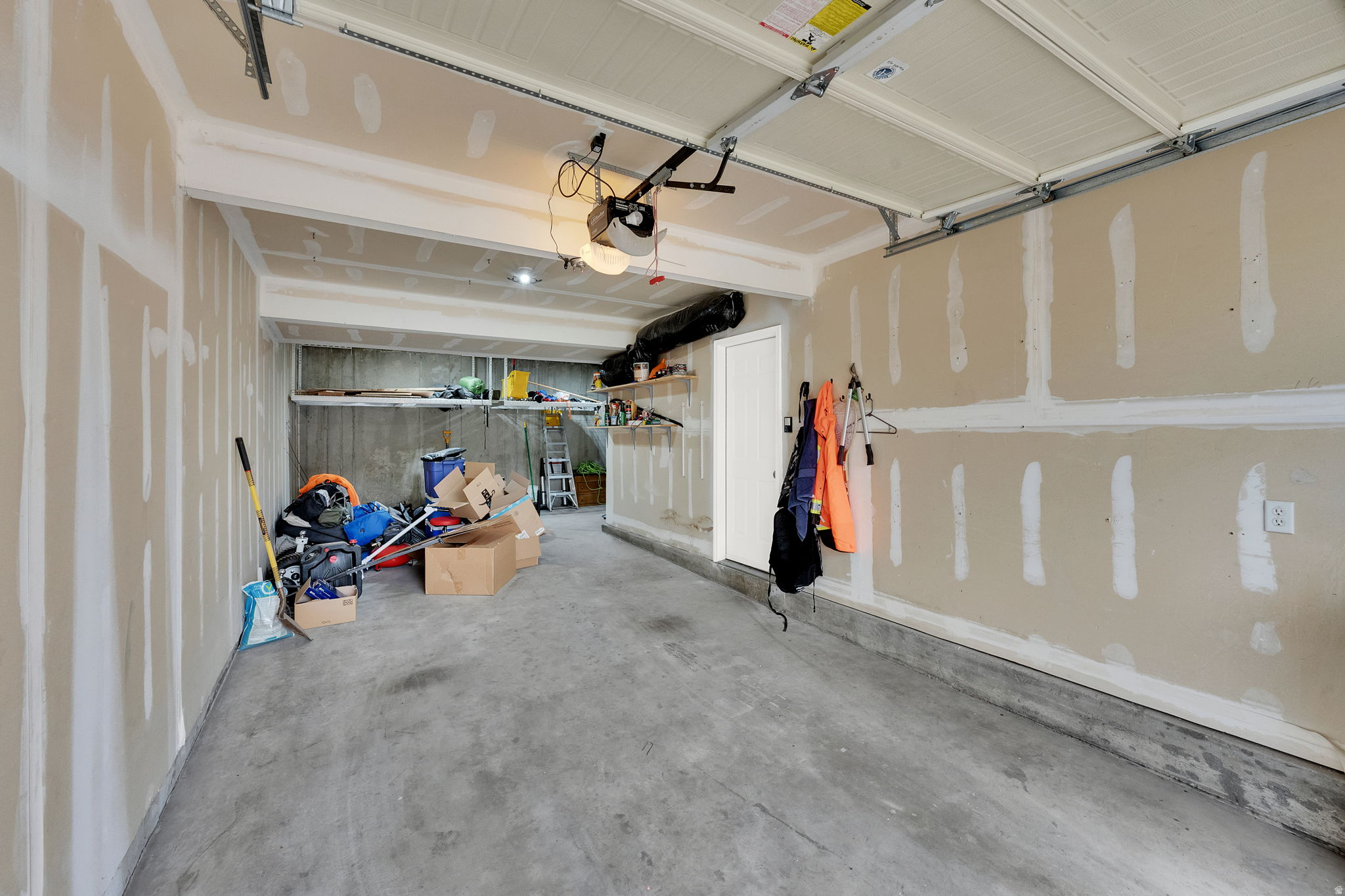 SOUTH MOUNTAIN - Residential