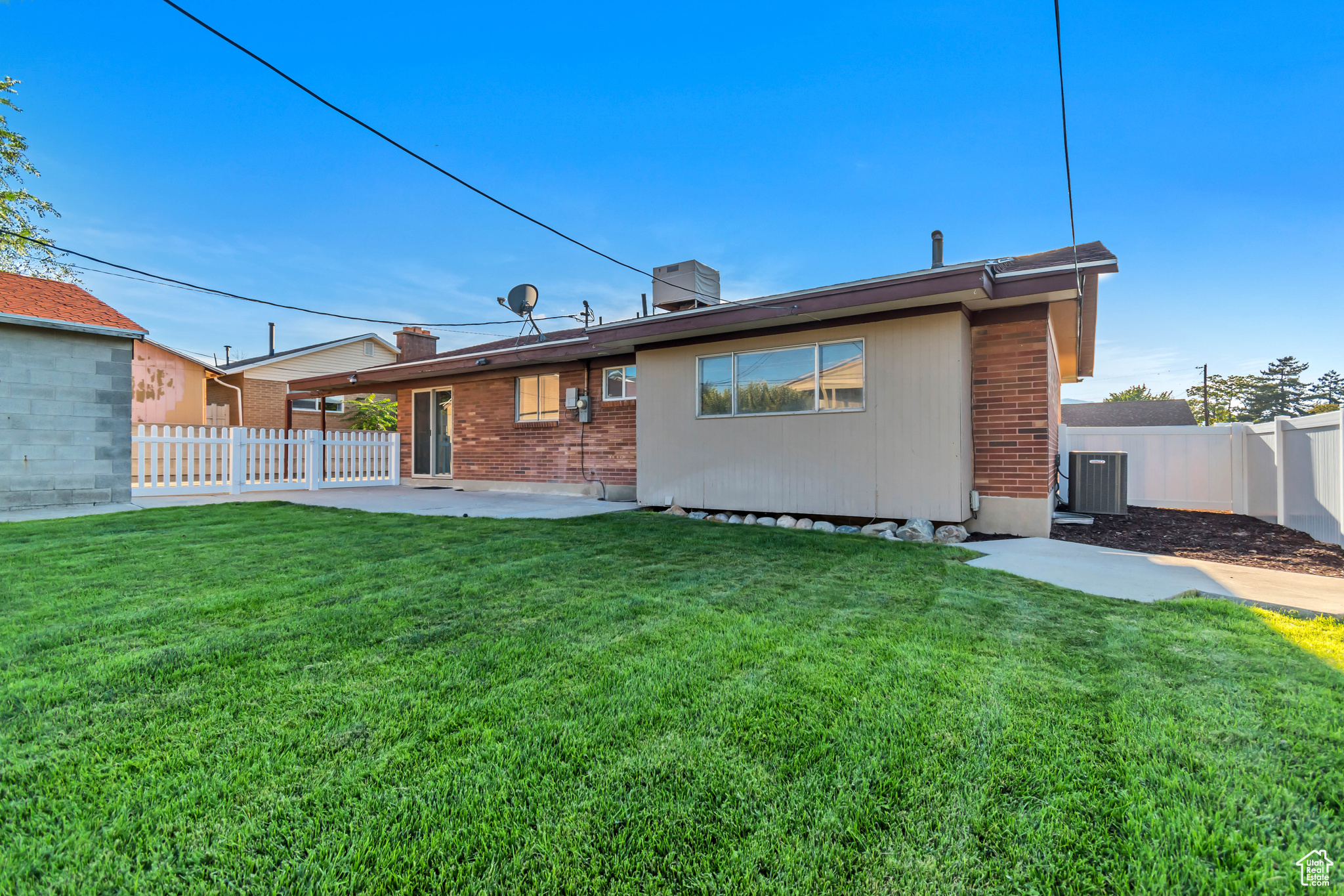 MEADOWS - Residential