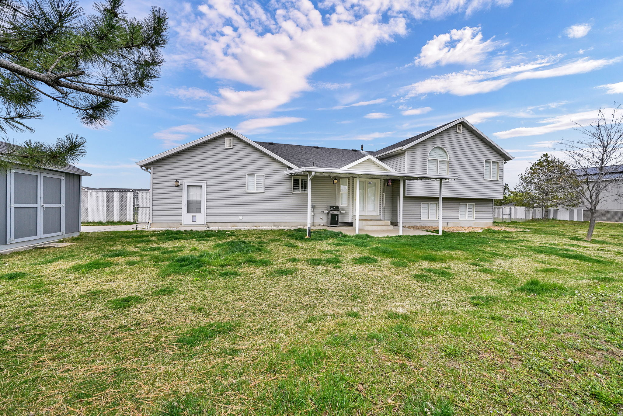 POPLAR ESTATES - Residential