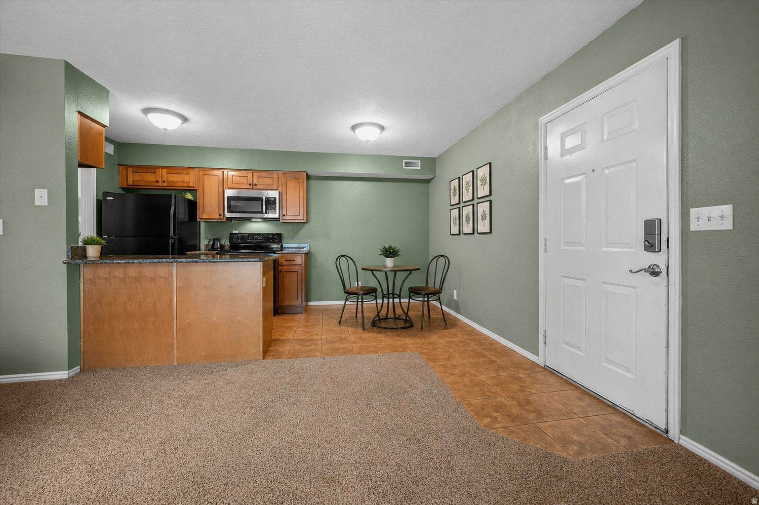 QUAIL LANE - Residential