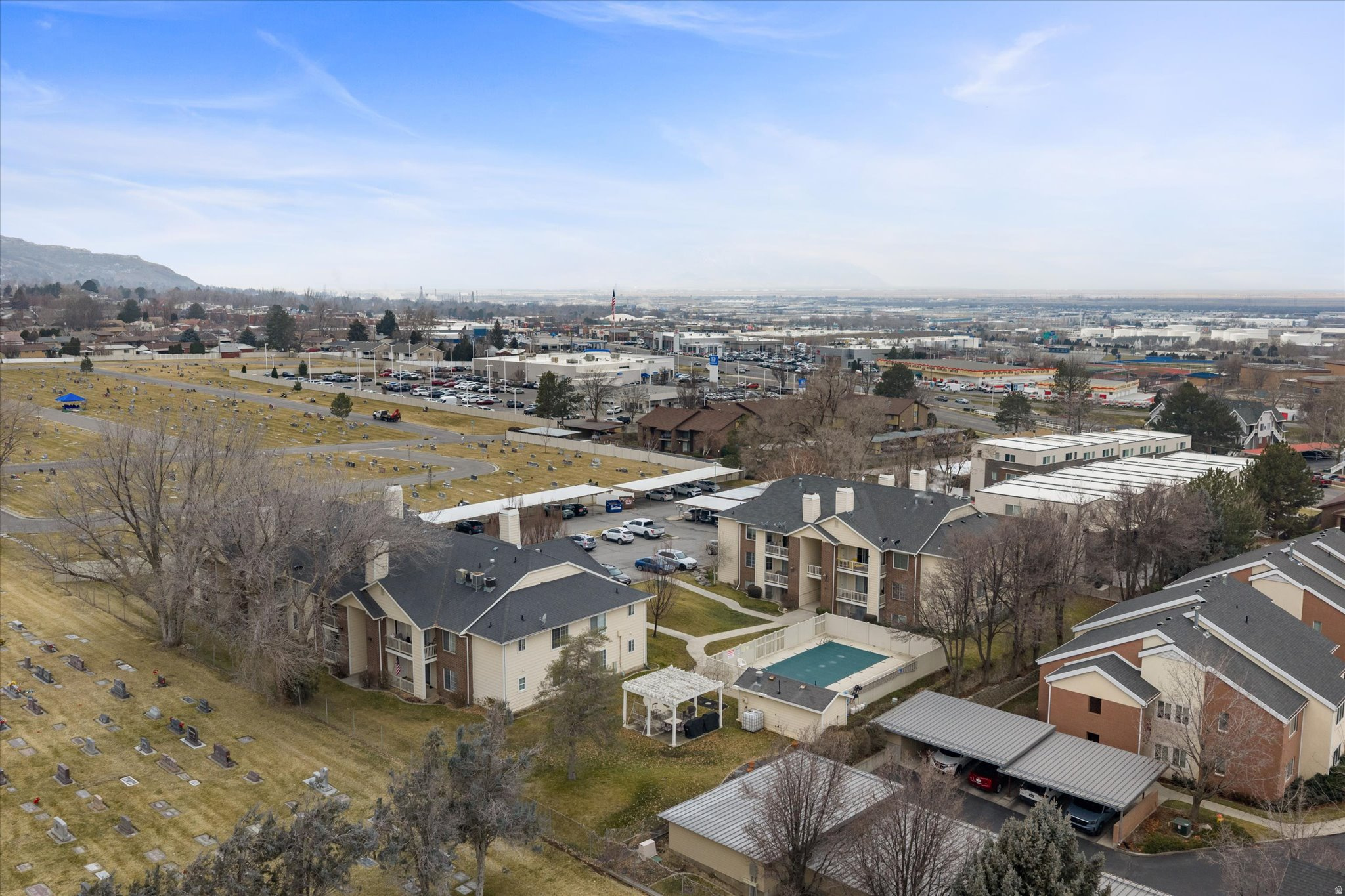QUAIL LANE - Residential