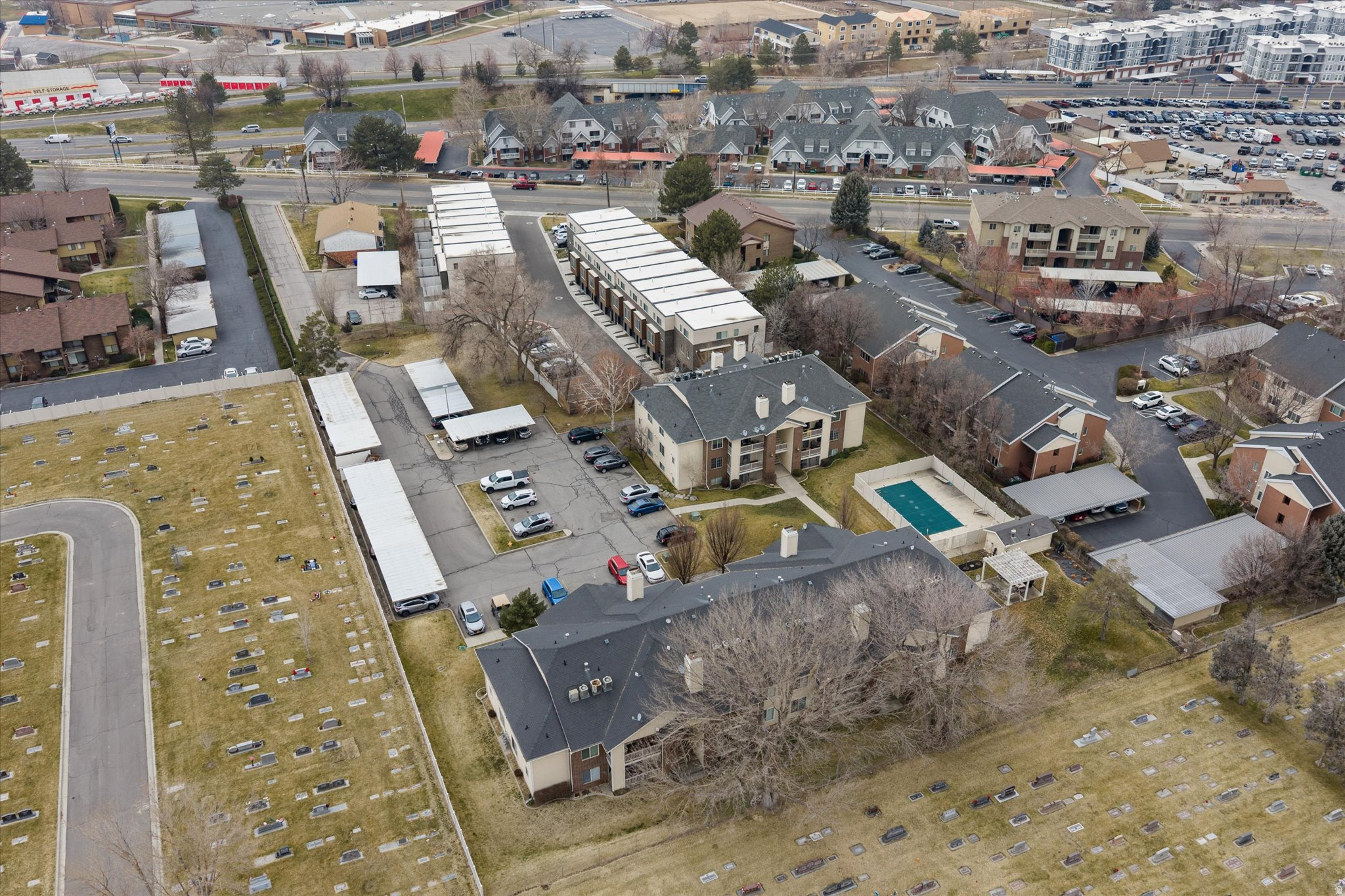 QUAIL LANE - Residential
