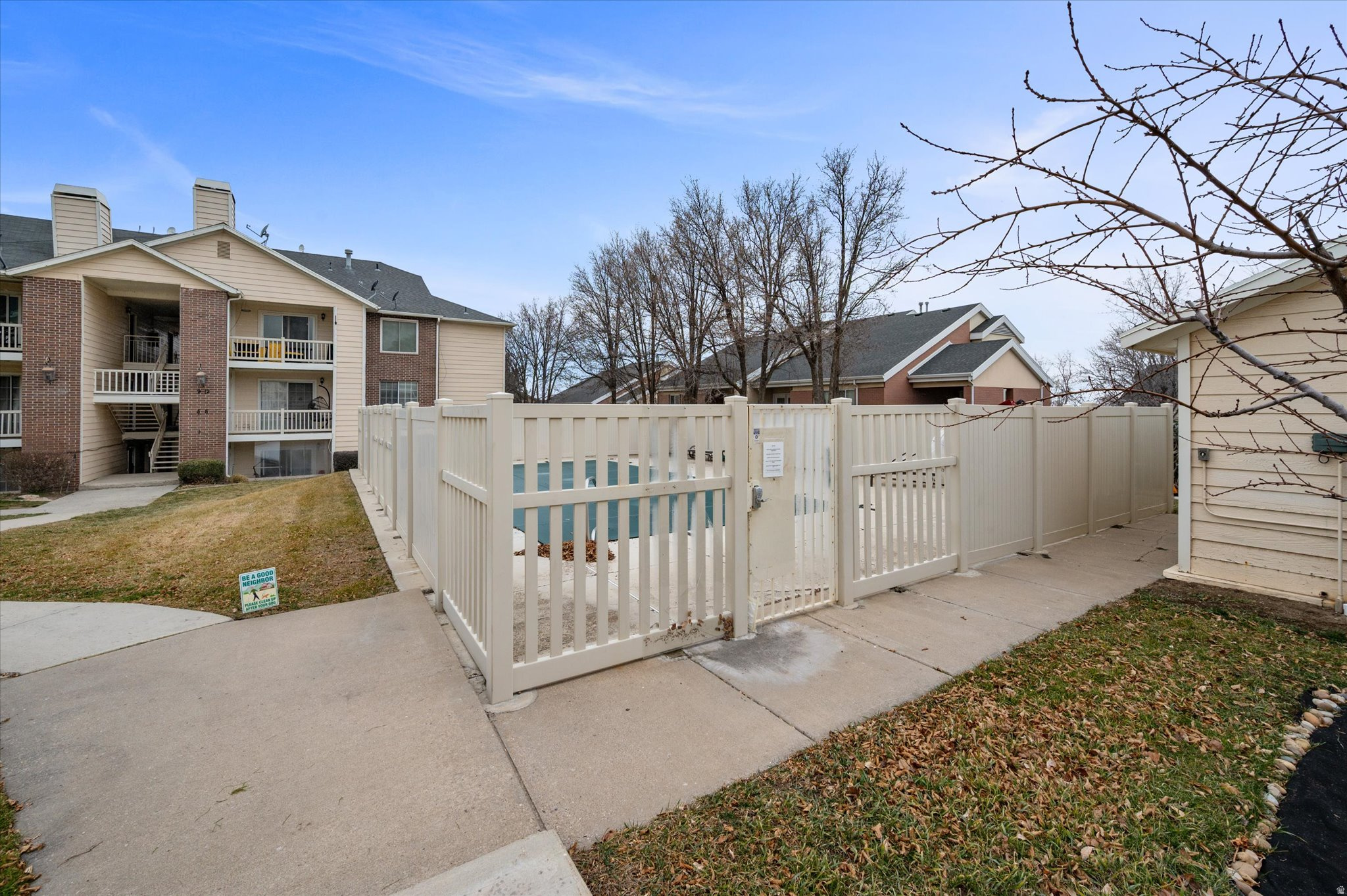 QUAIL LANE - Residential