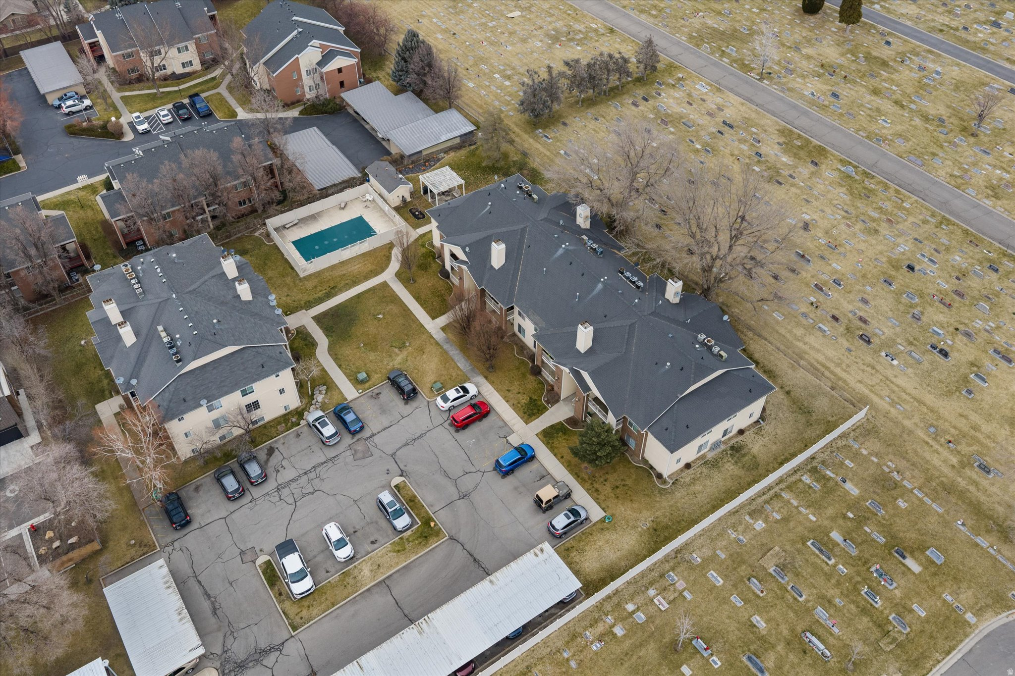 QUAIL LANE - Residential