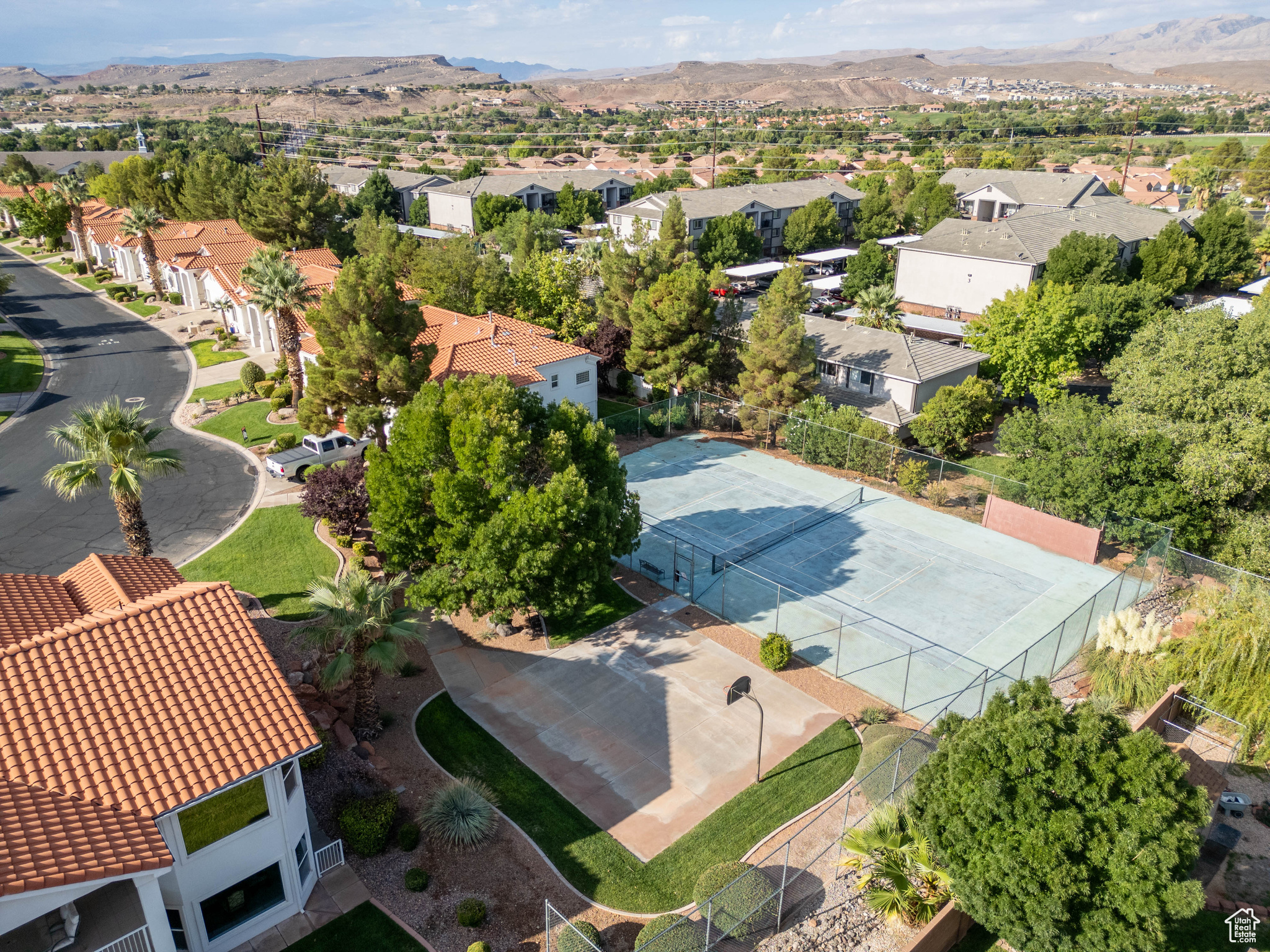 EMERALD SPRINGS - Residential