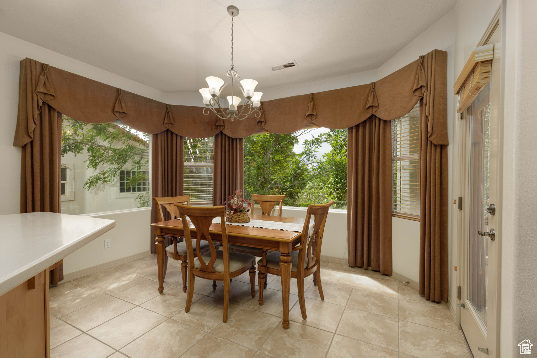 EMERALD SPRINGS - Residential