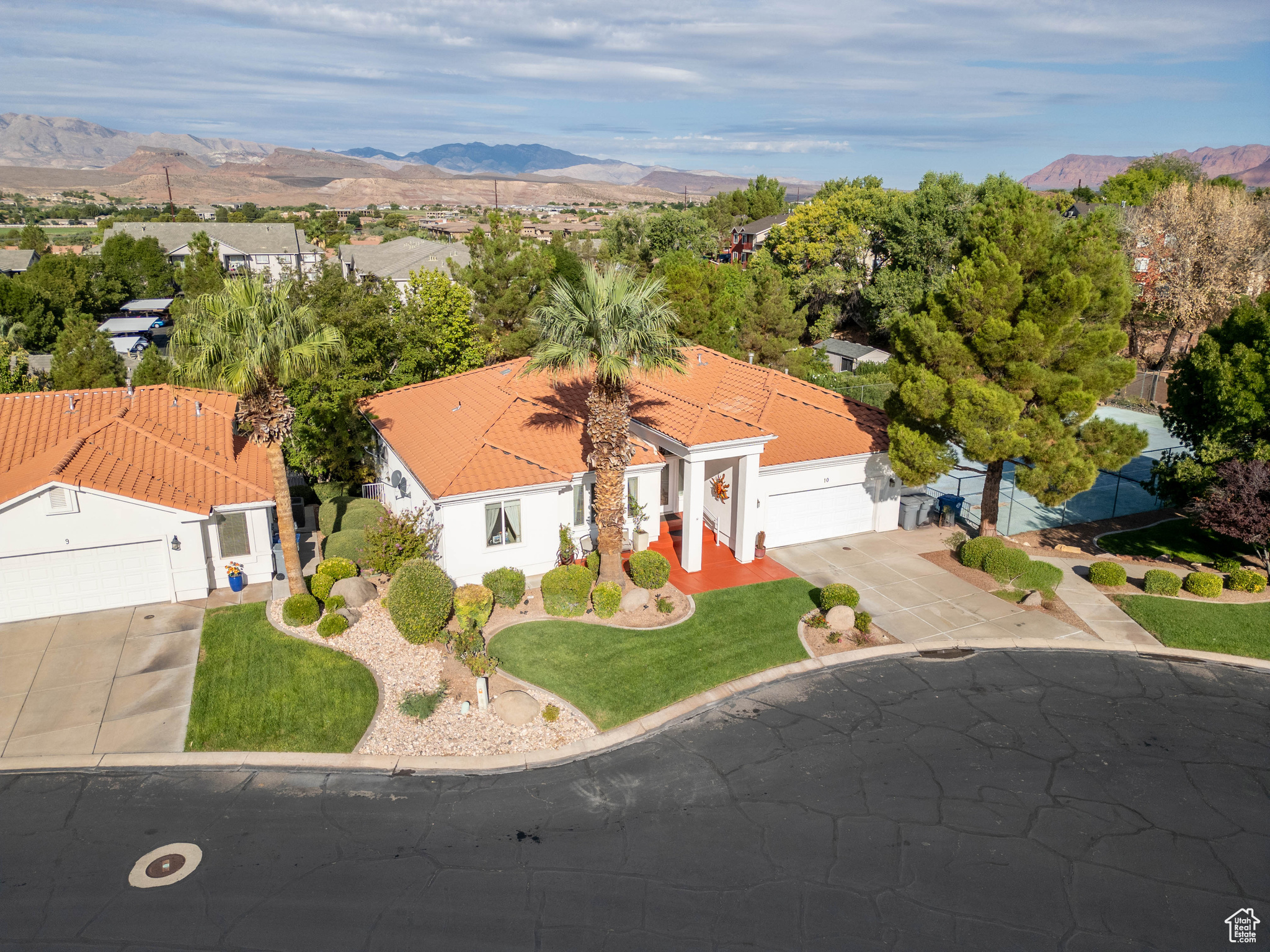 EMERALD SPRINGS - Residential