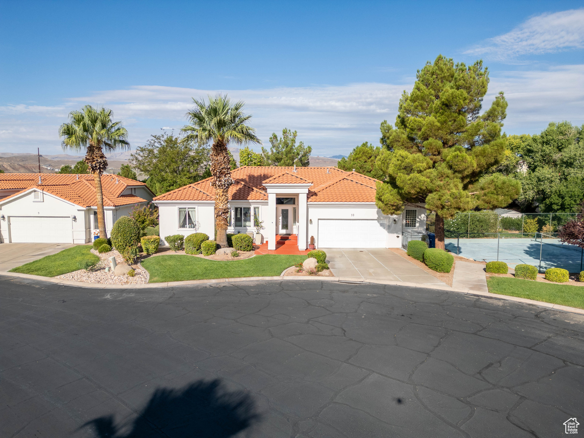 EMERALD SPRINGS - Residential