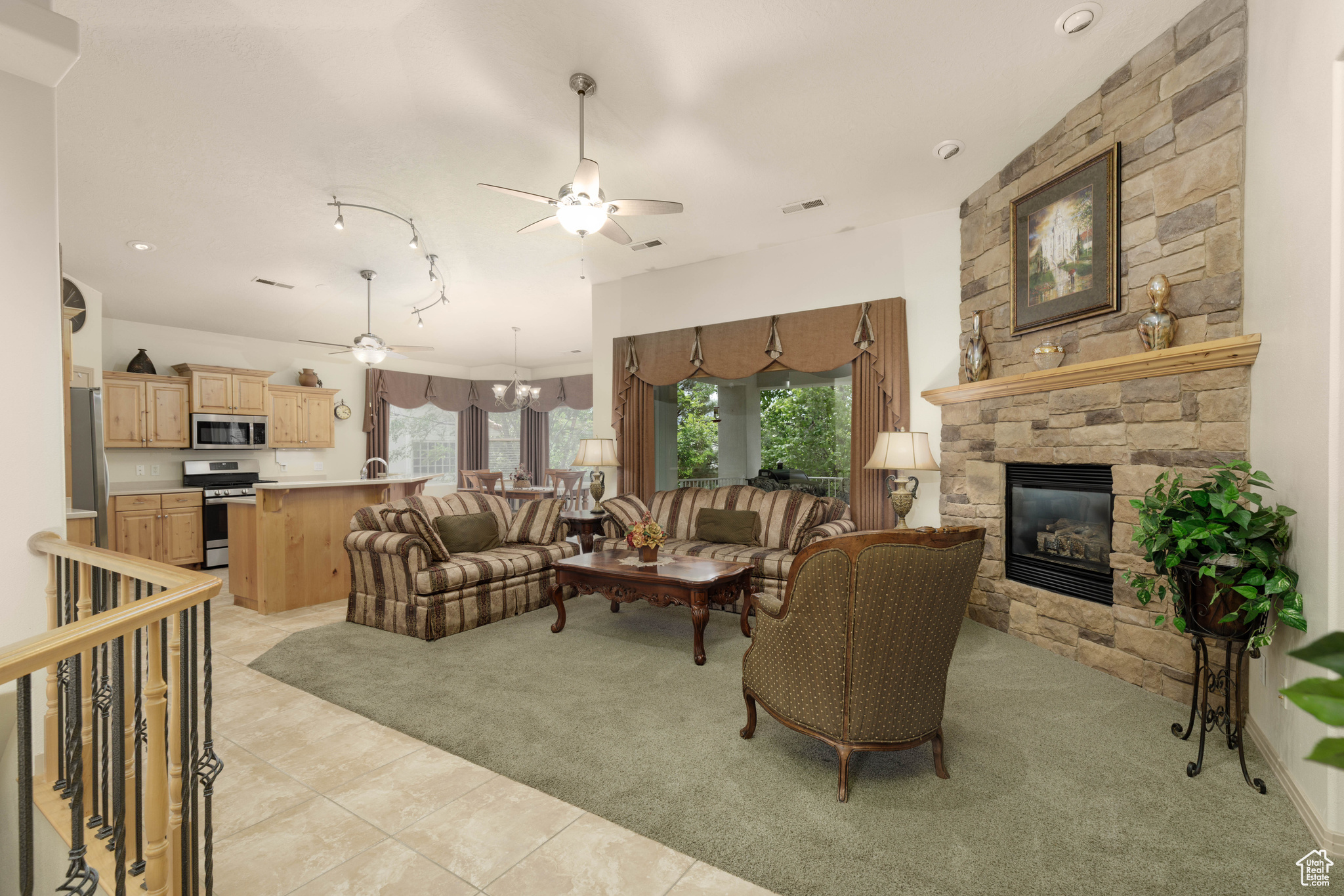 EMERALD SPRINGS - Residential