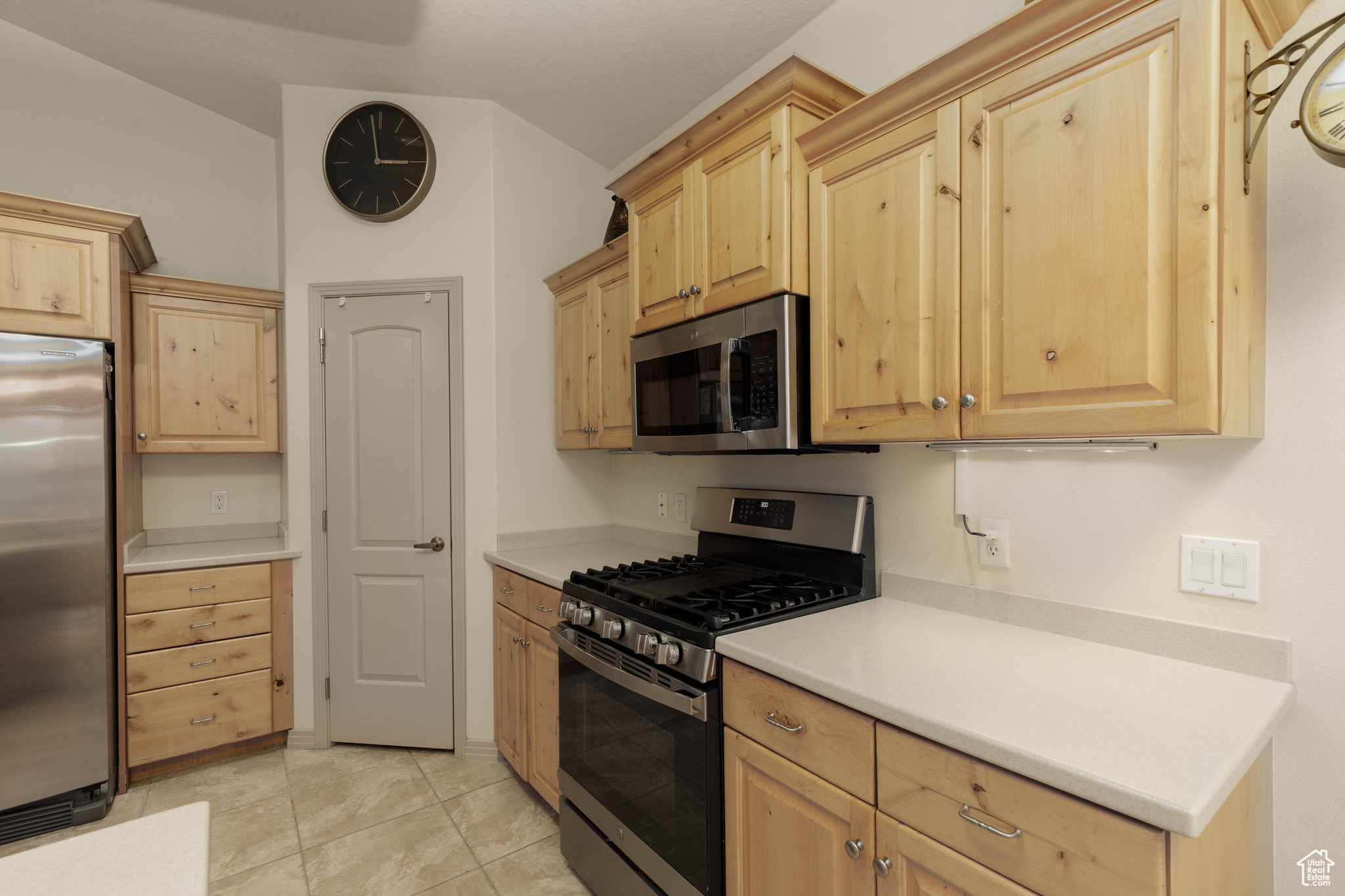 EMERALD SPRINGS - Residential