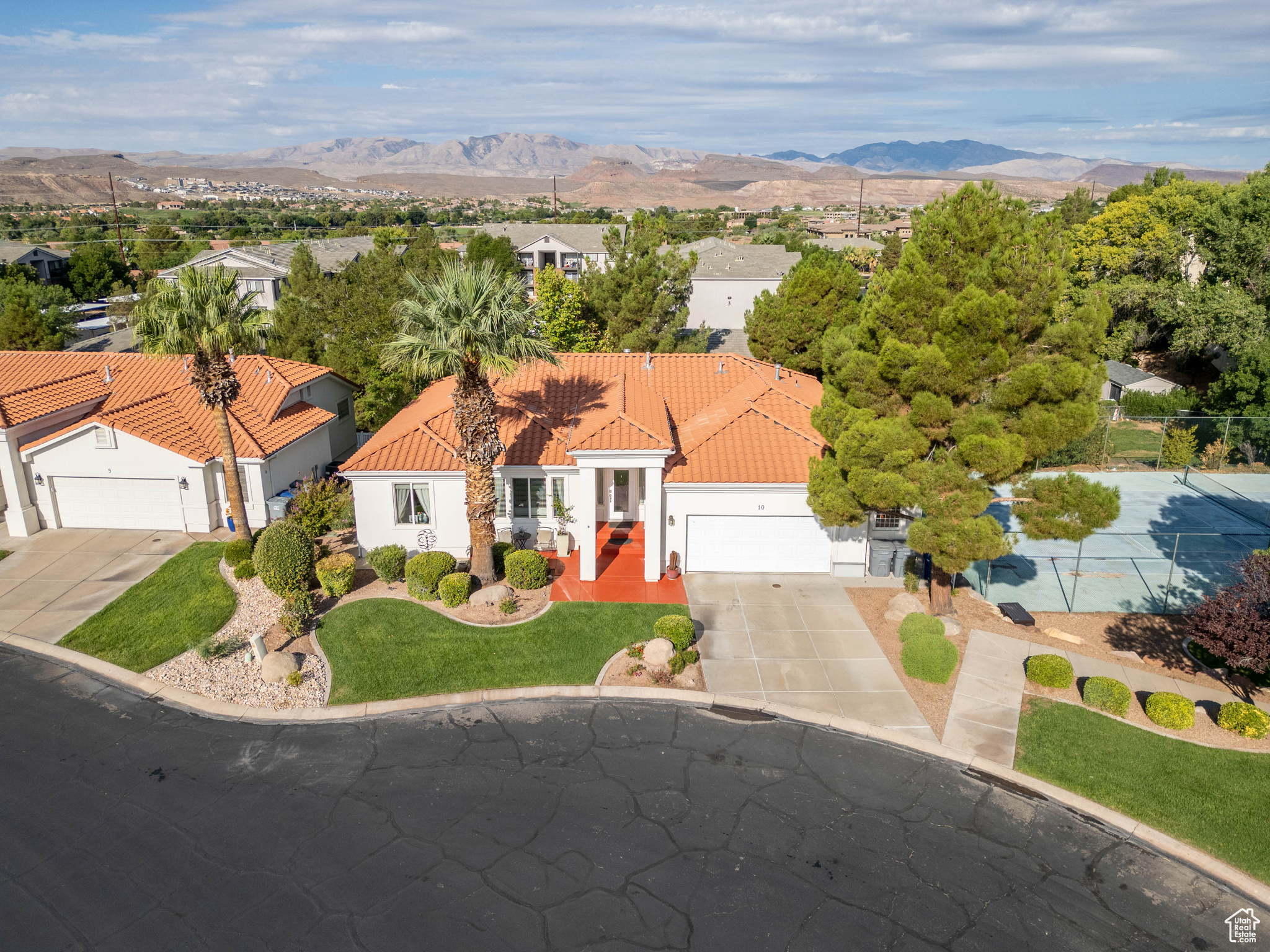 EMERALD SPRINGS - Residential