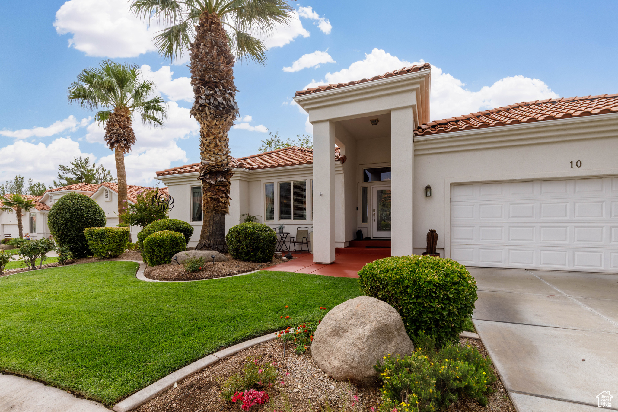 EMERALD SPRINGS - Residential