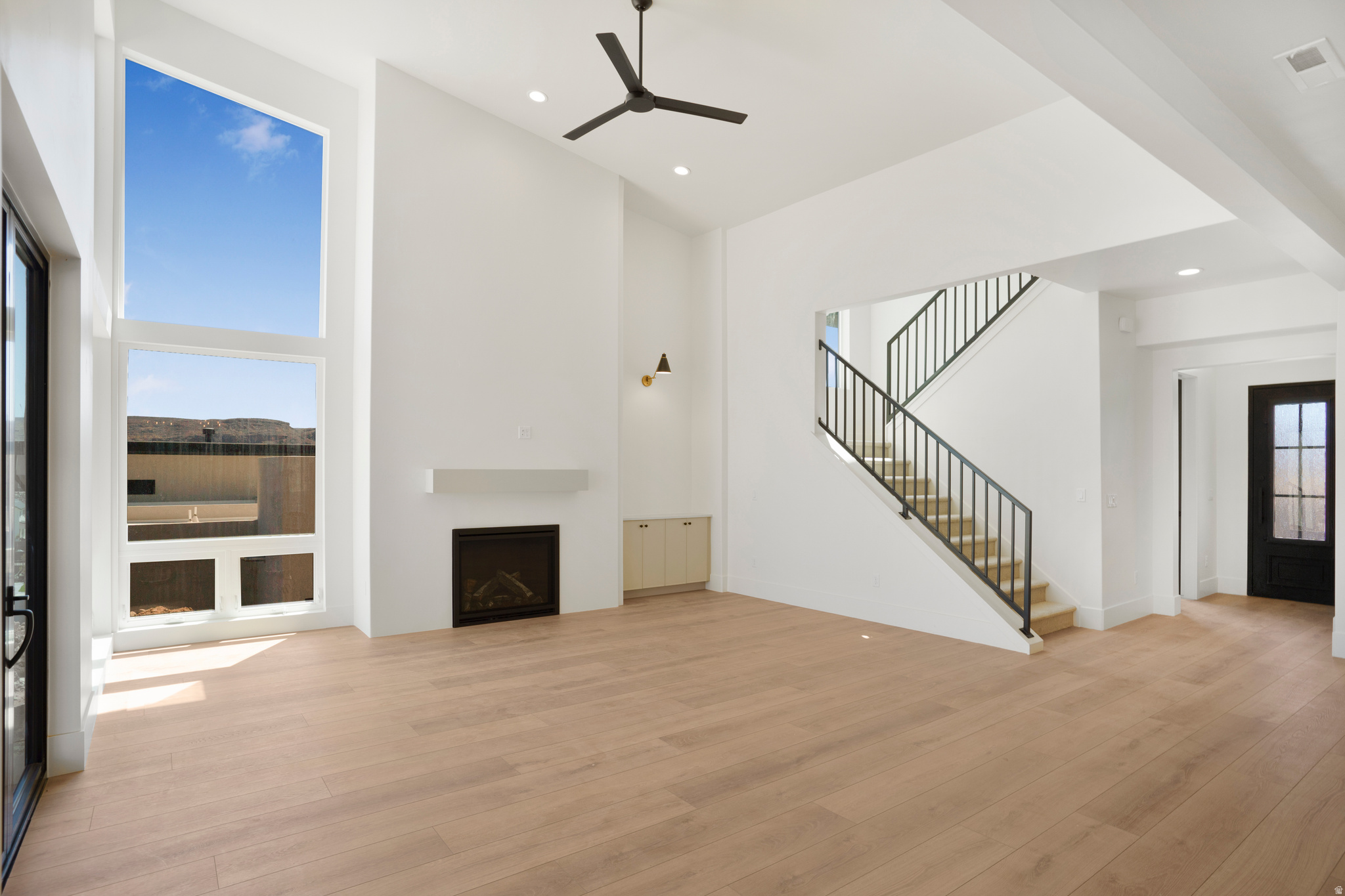 SCENIC POINT - Residential