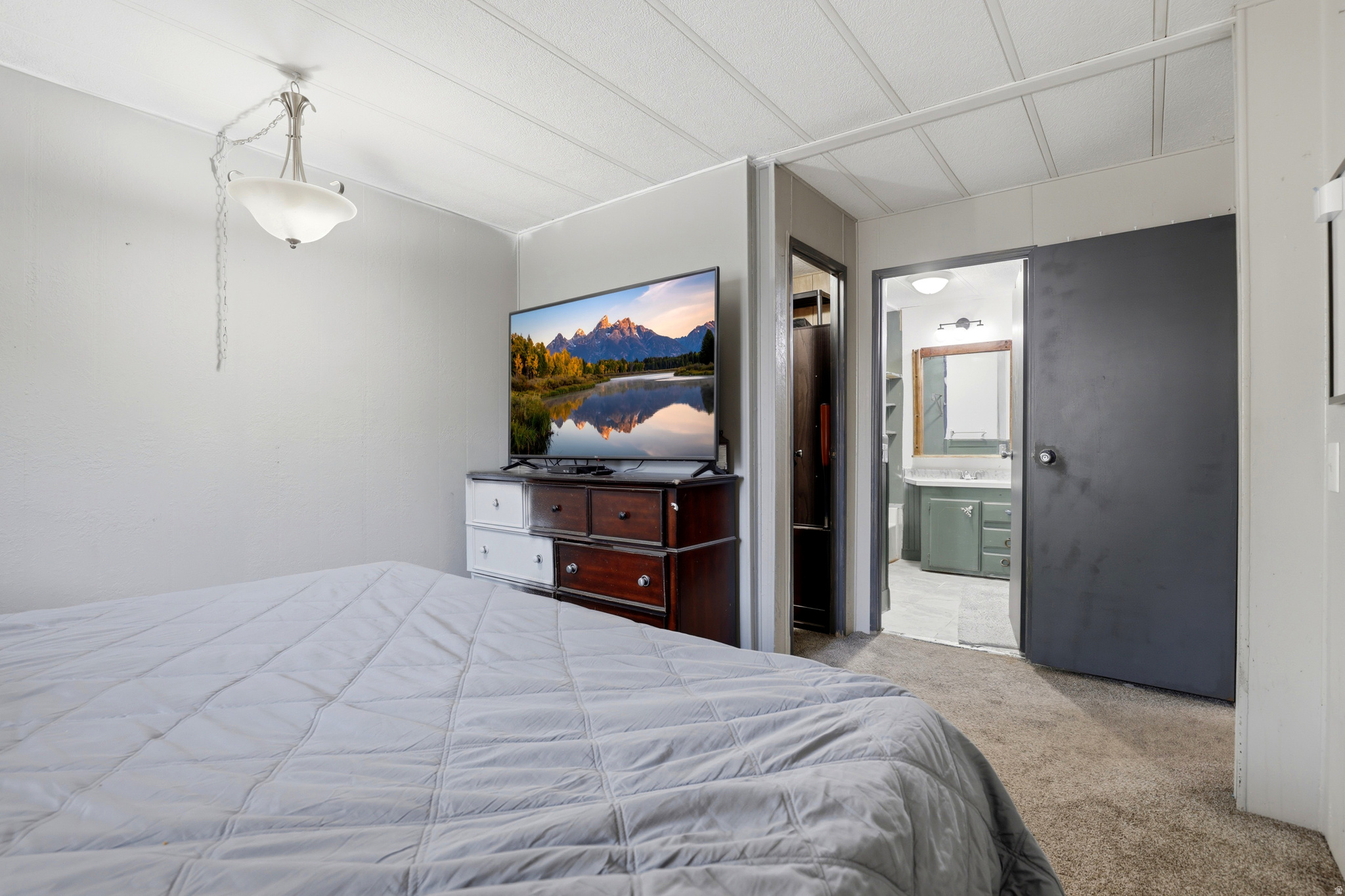CRESCENTWOOD VILLAGE - Residential