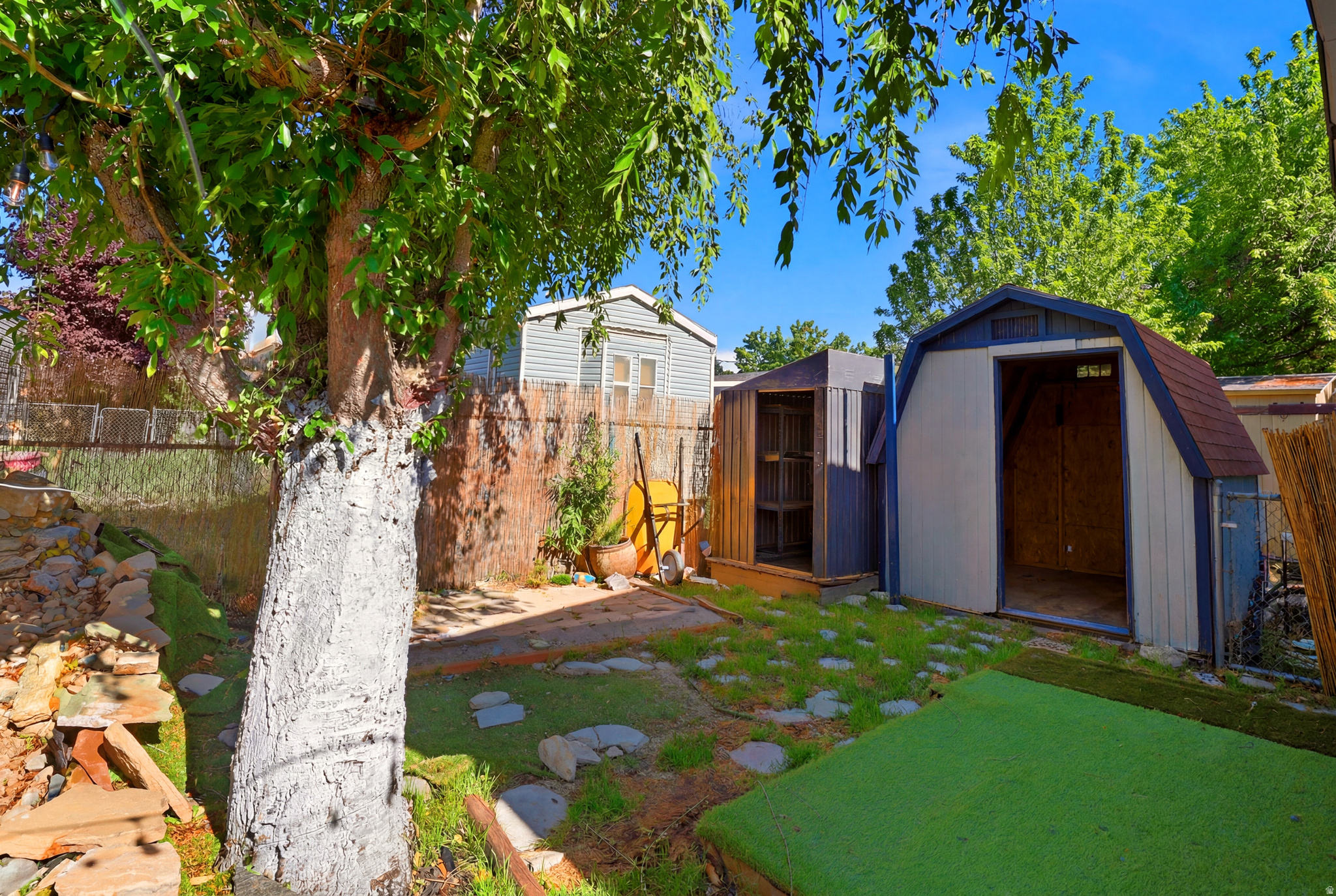 CRESCENTWOOD VILLAGE - Residential