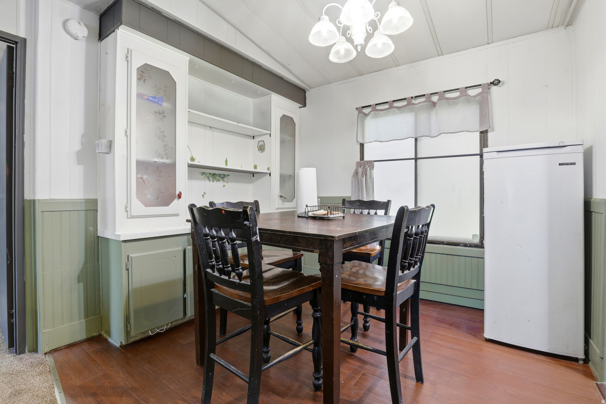 CRESCENTWOOD VILLAGE - Residential