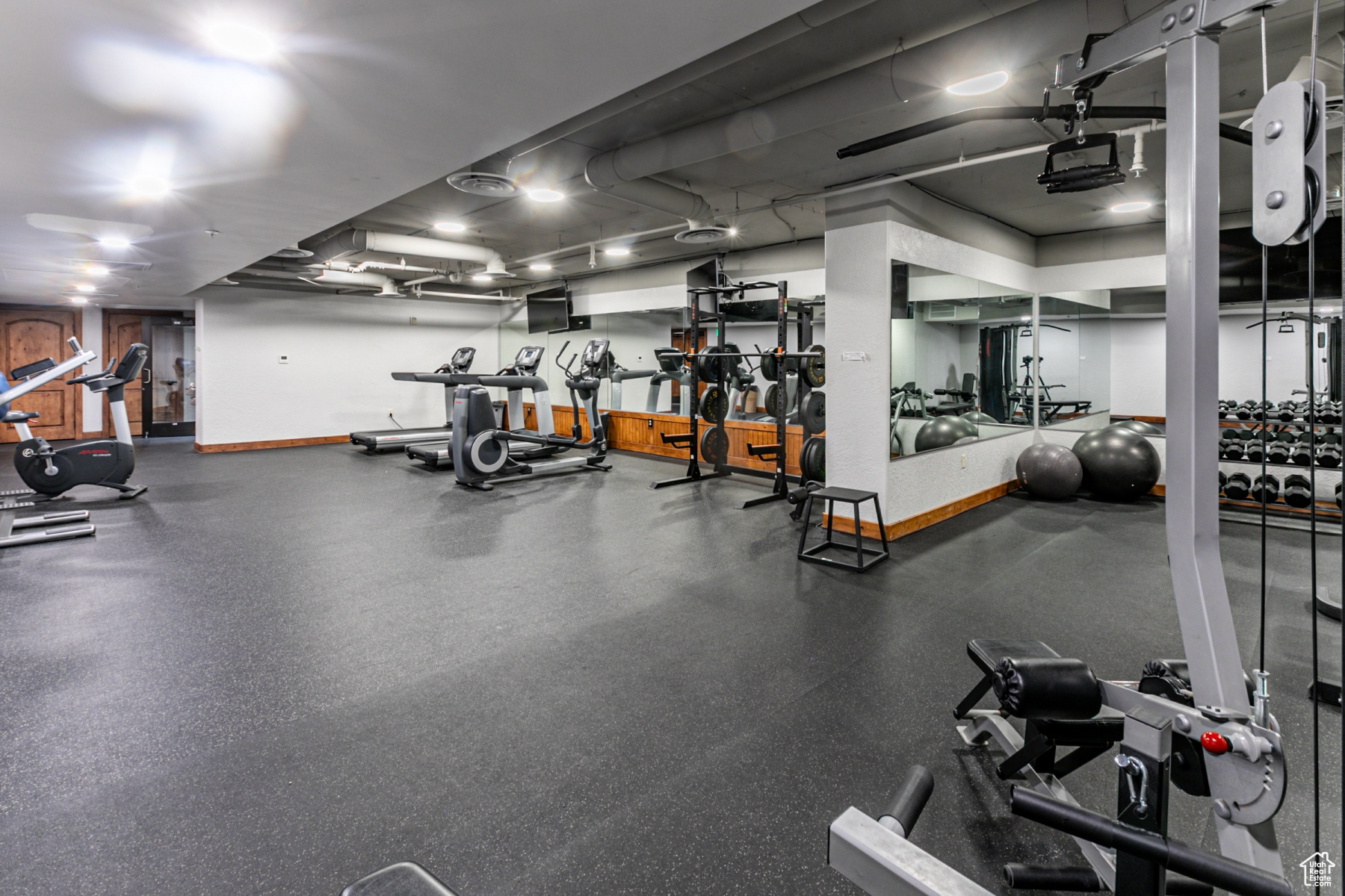 SILVERADO LODGE - Residential