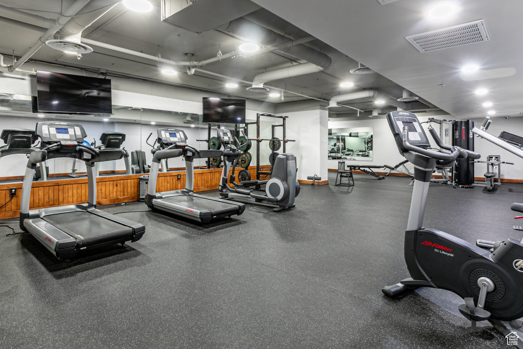 SILVERADO LODGE - Residential