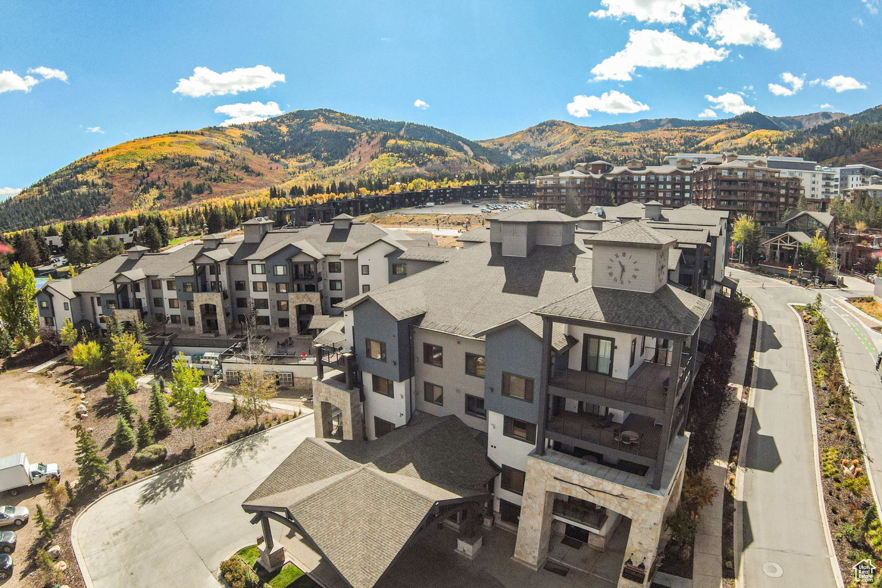 SILVERADO LODGE - Residential