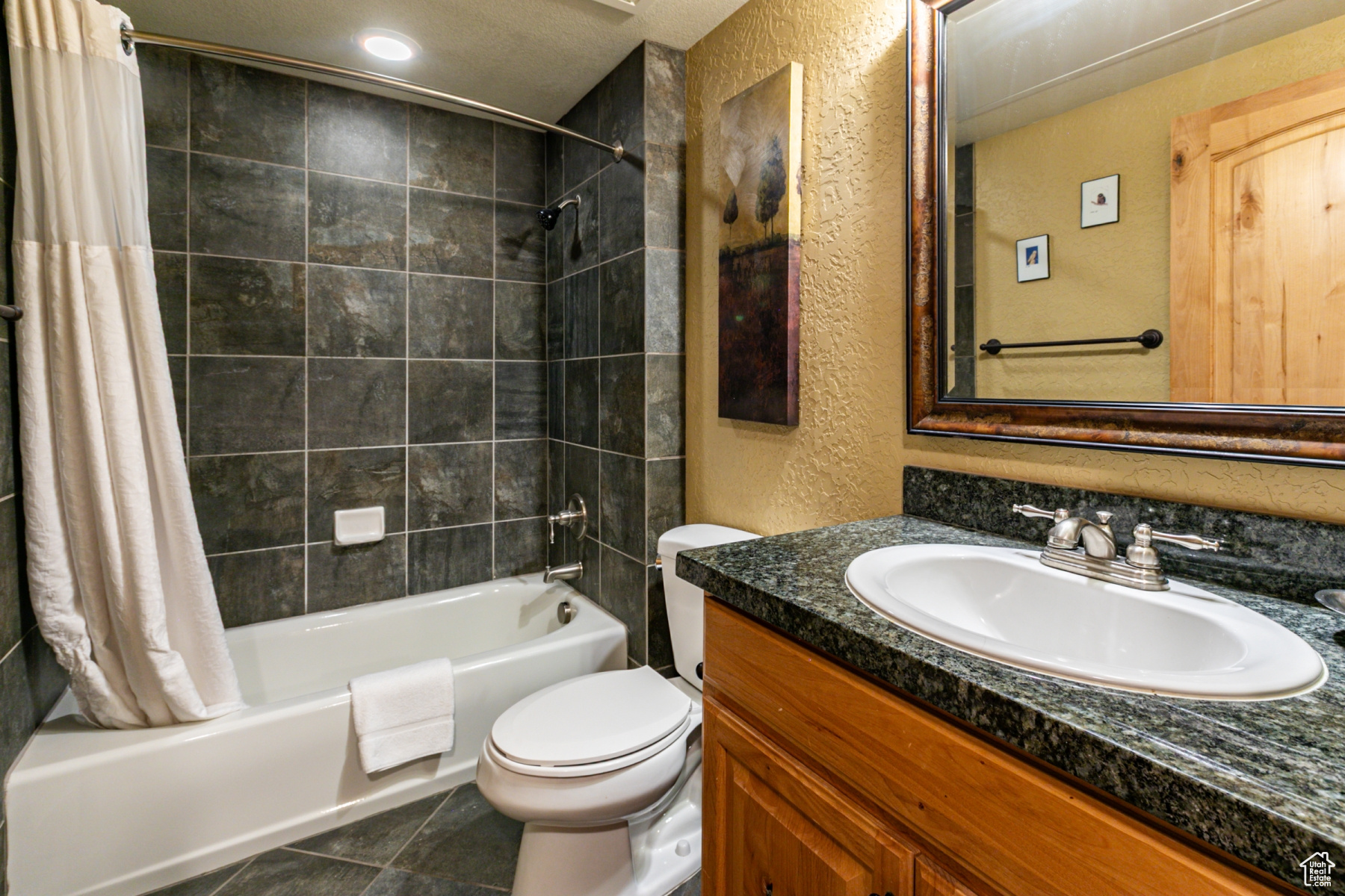 SILVERADO LODGE - Residential