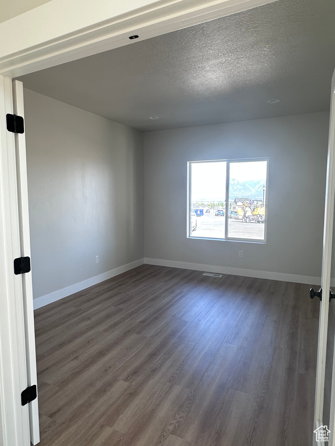 BINGHAM HEIGHTS - Residential