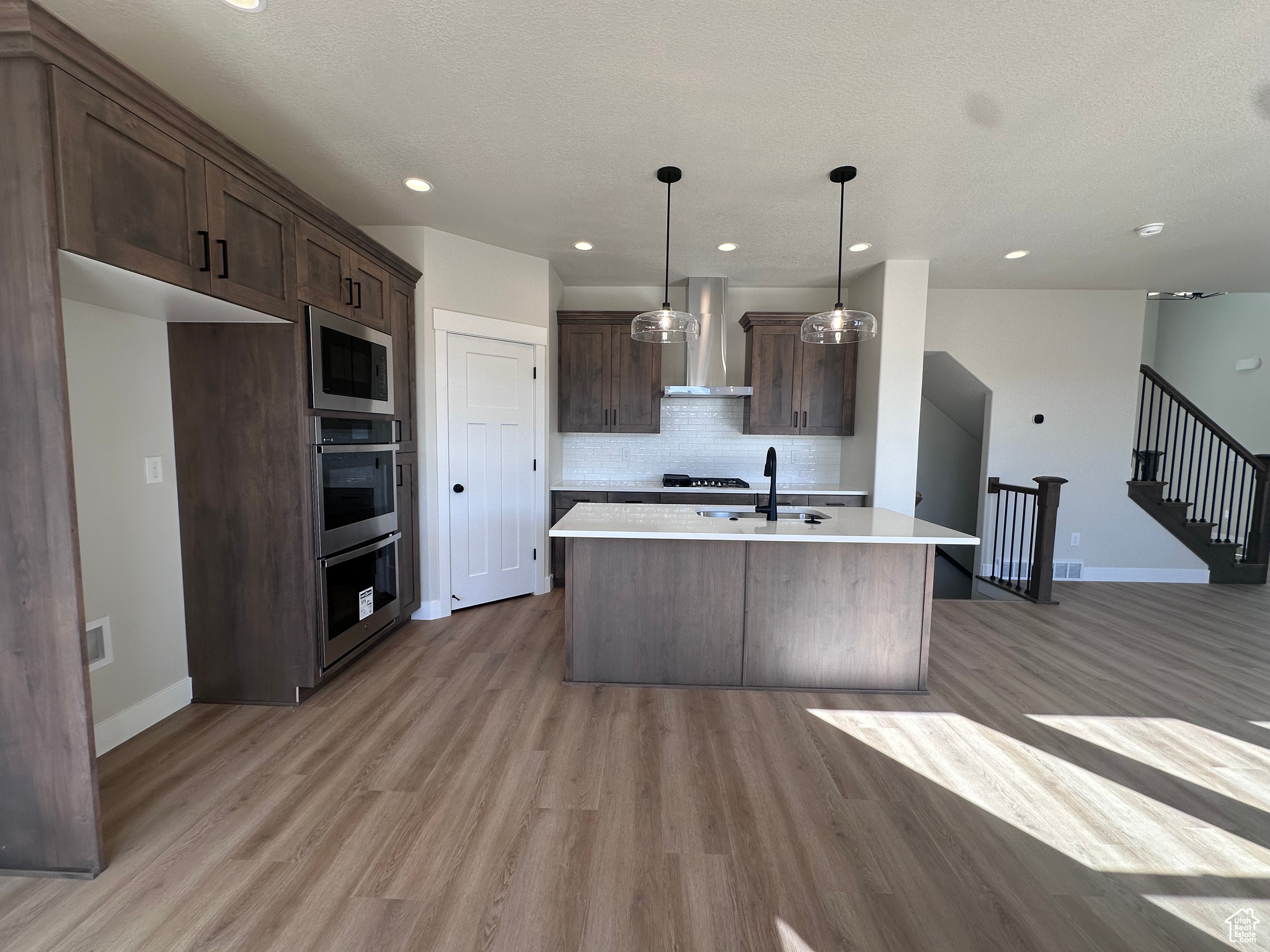 BINGHAM HEIGHTS - Residential