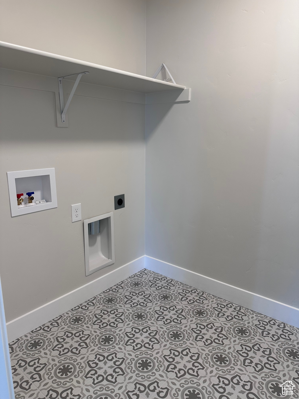 BINGHAM HEIGHTS - Residential