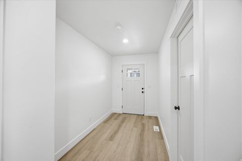 Tiny photo for 129 S 940 E, Santaquin, UT 84655 (MLS # 2144707)