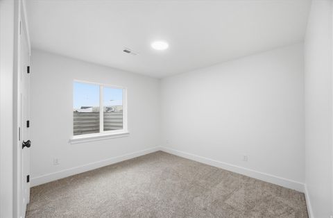 Tiny photo for 129 S 940 E, Santaquin, UT 84655 (MLS # 2144707)
