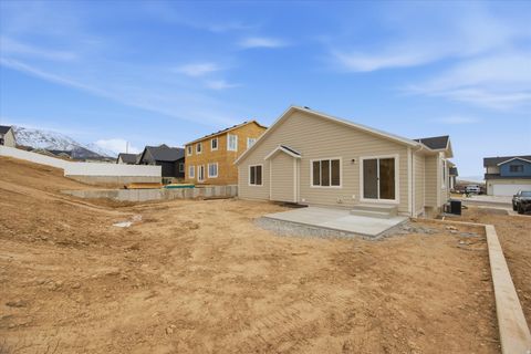 Tiny photo for 129 S 940 E, Santaquin, UT 84655 (MLS # 2144707)