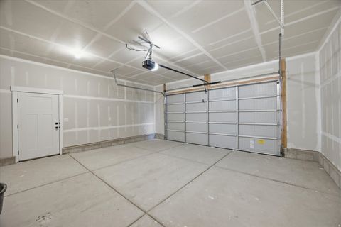 Tiny photo for 129 S 940 E, Santaquin, UT 84655 (MLS # 2144707)