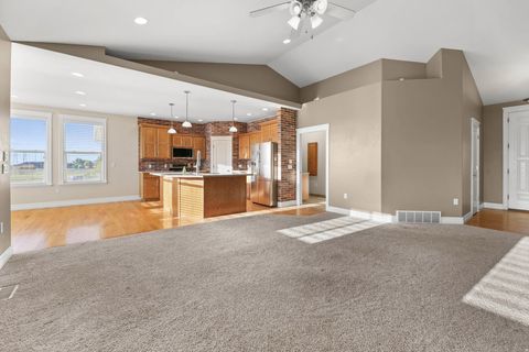 Tiny photo for 1333 N 1590 W, Clinton, UT 84015 (MLS # 2152933)
