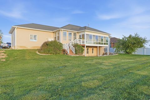 Tiny photo for 1333 N 1590 W, Clinton, UT 84015 (MLS # 2152933)