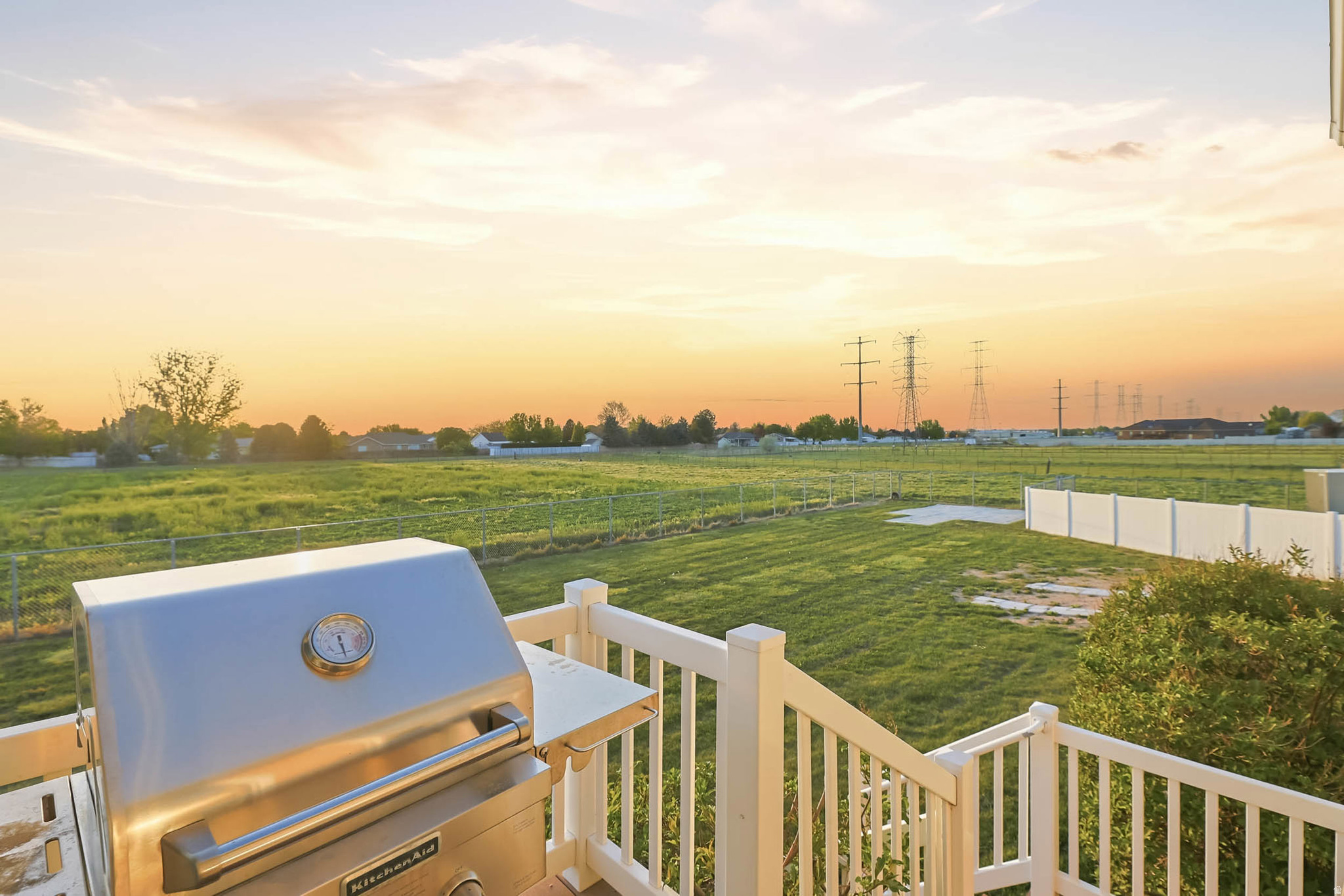 MEADOW GREEN - Residential