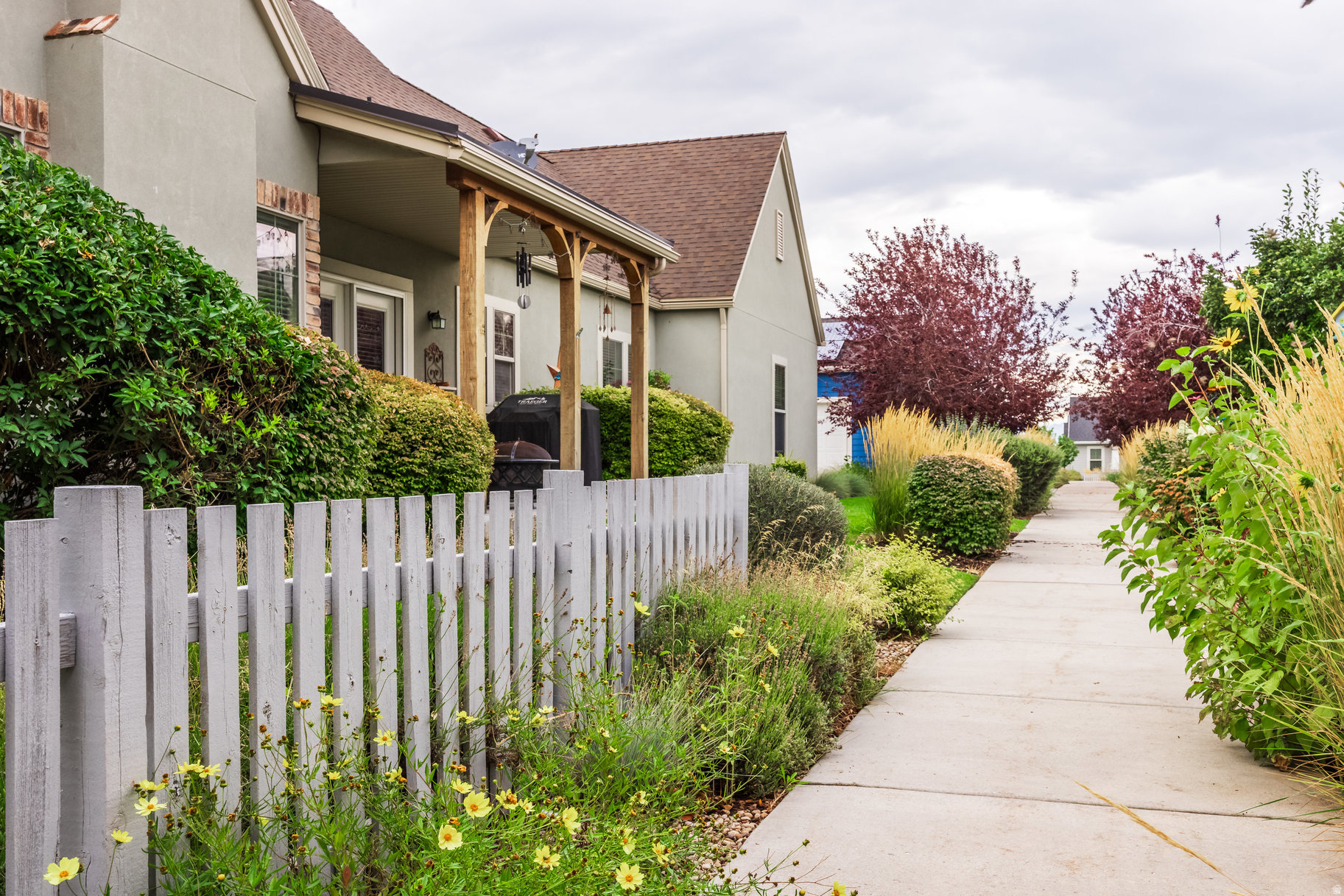 DAYBREAK GARDEN PARK - Residential