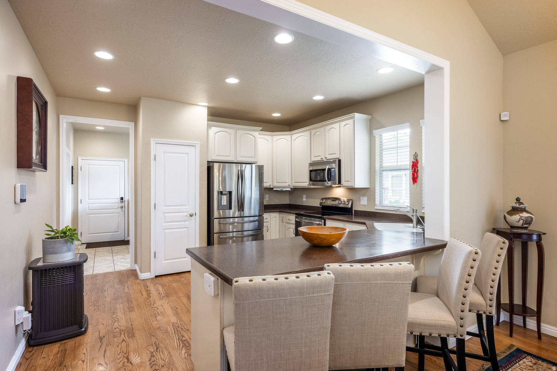 DAYBREAK GARDEN PARK - Residential