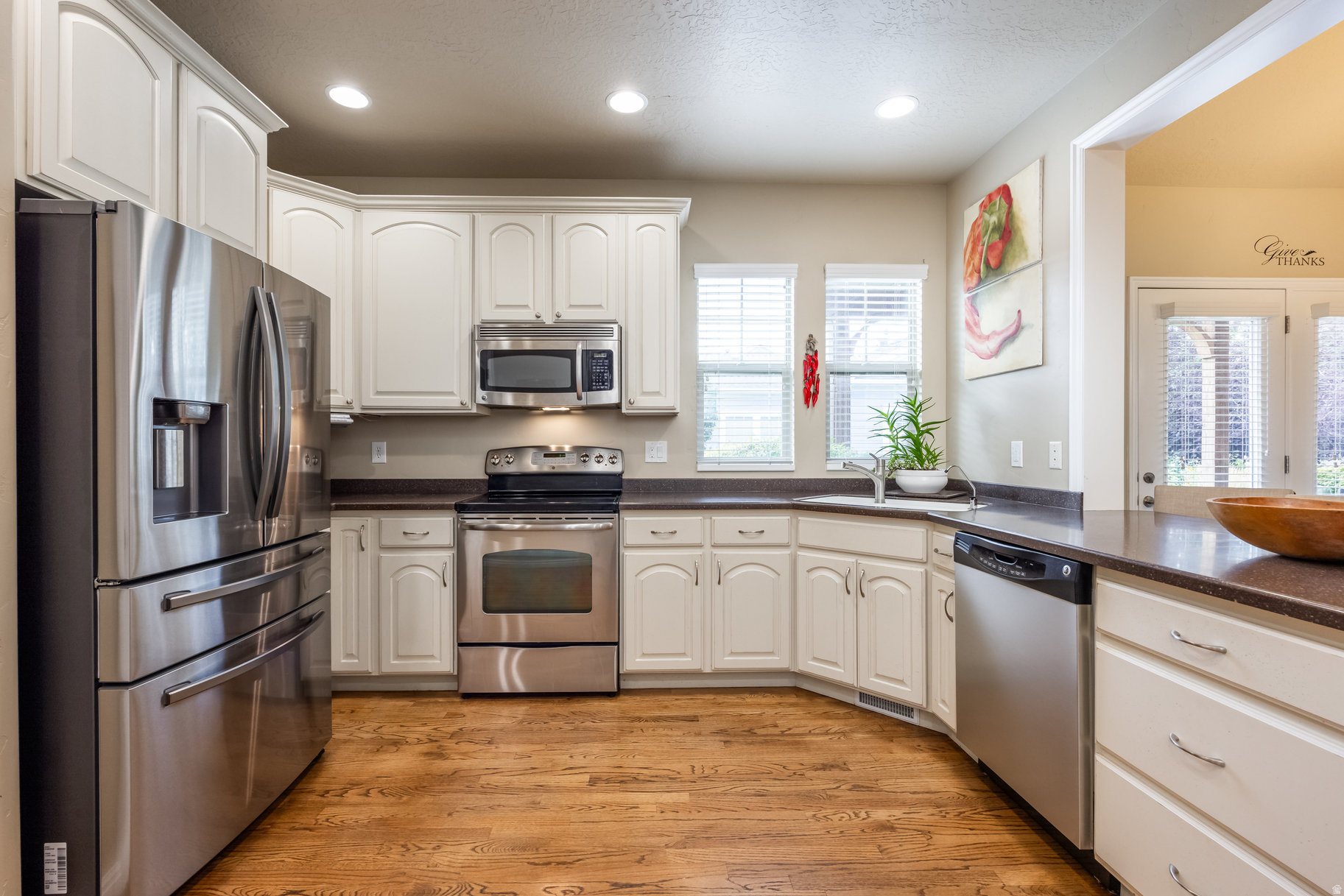 DAYBREAK GARDEN PARK - Residential