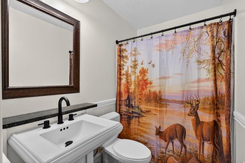 Tiny photo for 42 E 400 N, Santaquin, UT 84655 (MLS # 2135873)